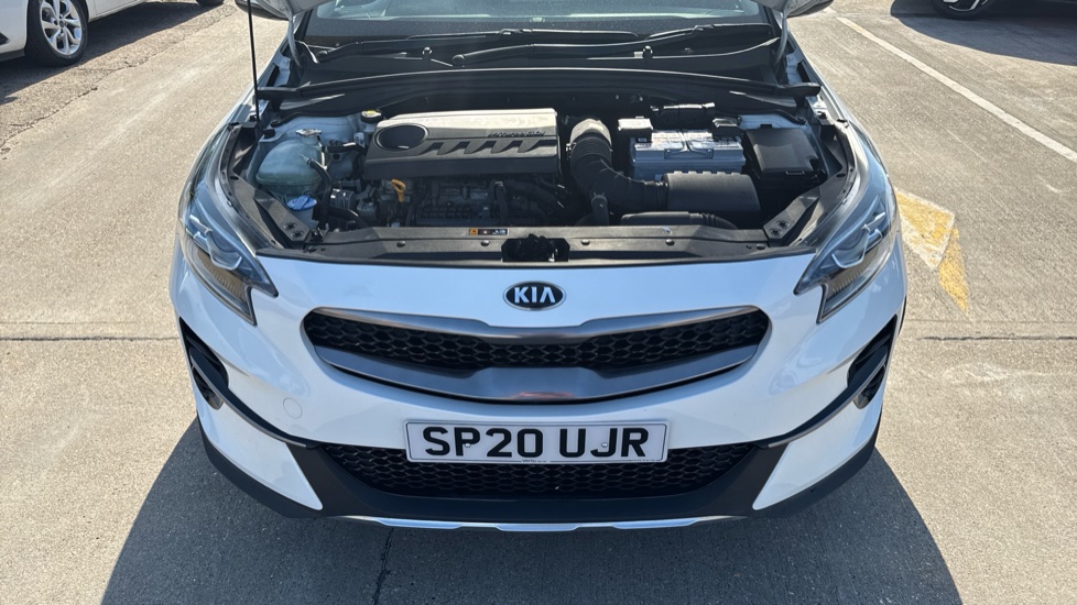 Kia Xceed 1.4T GDi ISG 3 5dr DCT Petrol Hatchback - Image 8