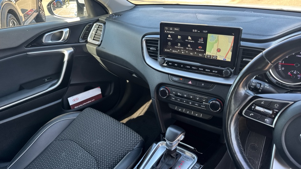 Kia Xceed 1.4T GDi ISG 3 5dr DCT Petrol Hatchback - Image 14