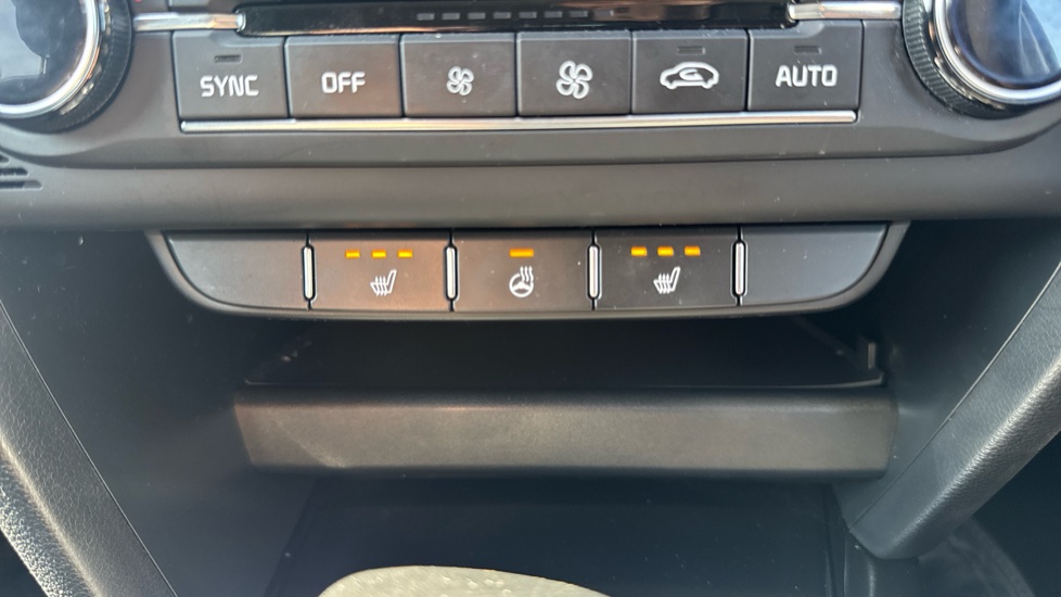 Kia Xceed 1.4T GDi ISG 3 5dr DCT Petrol Hatchback - Image 28