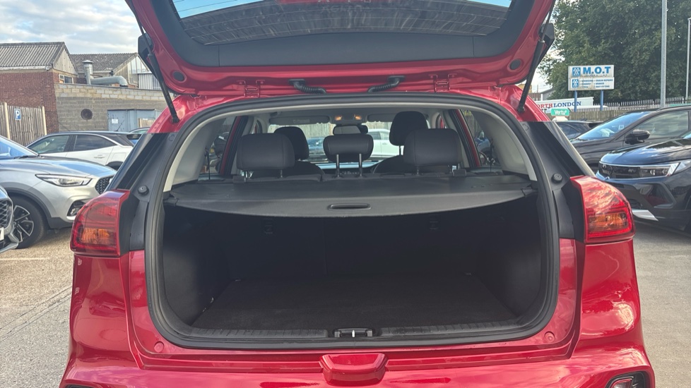 Kia Niro 1.6 GDi Hybrid 2 5dr DCT Hybrid Estate - Image 4