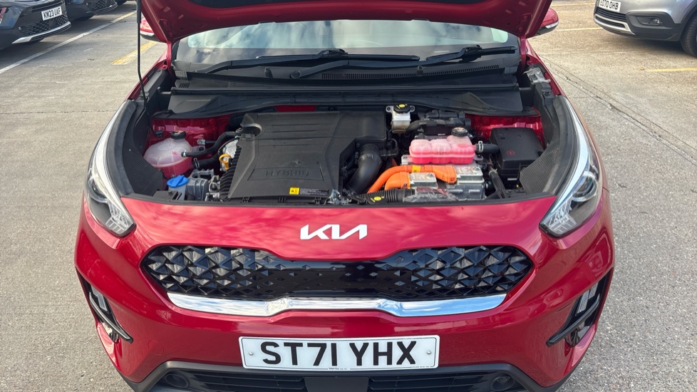 Kia Niro 1.6 GDi Hybrid 2 5dr DCT Hybrid Estate - Image 8