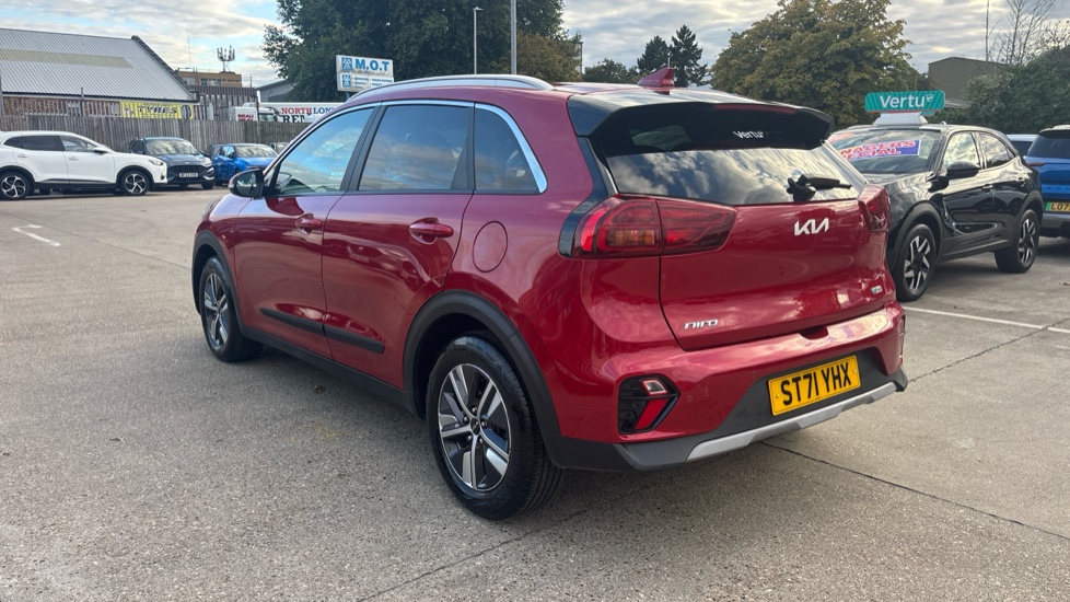 Kia Niro 1.6 GDi Hybrid 2 5dr DCT Hybrid Estate - Image 28