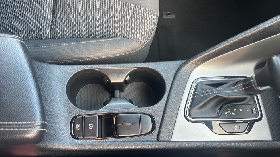 Kia Niro 1.6 GDi Hybrid 2 5dr DCT Hybrid Estate - Image 41
