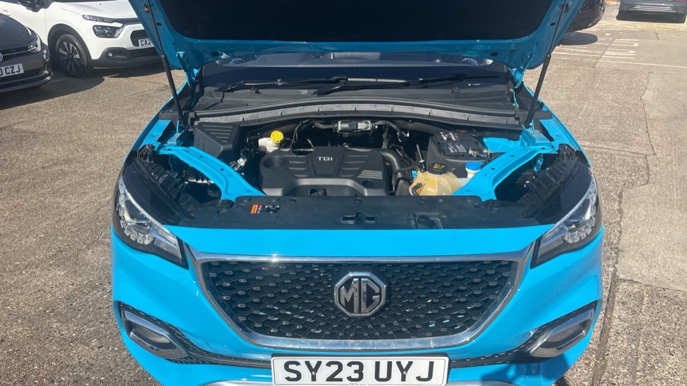 MG HS 1.5 T-GDI Excite 5dr DCT Petrol Hatchback - Image 8