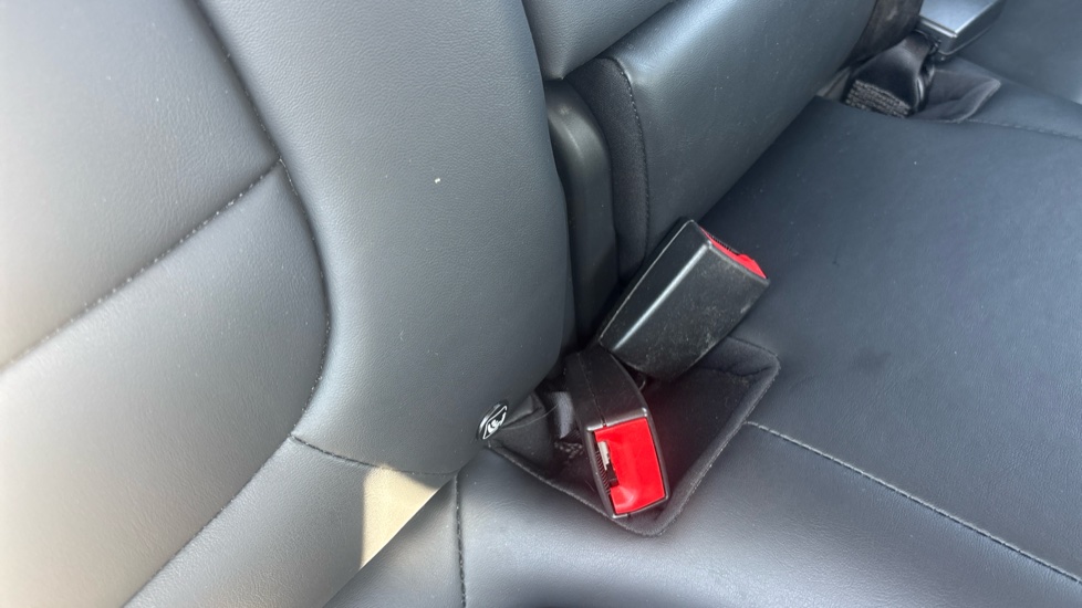 MG HS 1.5 T-GDI Excite 5dr DCT Petrol Hatchback - Image 17