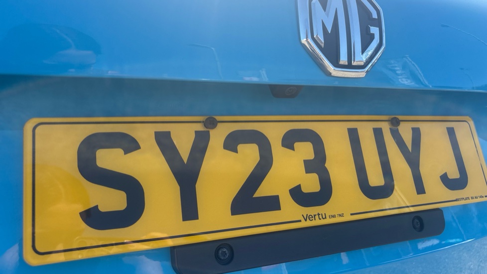 MG HS 1.5 T-GDI Excite 5dr DCT Petrol Hatchback - Image 27