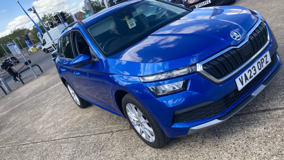 Skoda Kamiq 1.0 TSI 110 SE Drive 5dr DSG Petrol Hatchback - Image 38