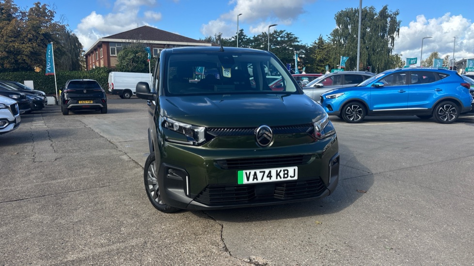 Citroen Berlingo 100kW Plus XL 52kWh 5dr Auto [7 Seat] Electric Estate - Image 22