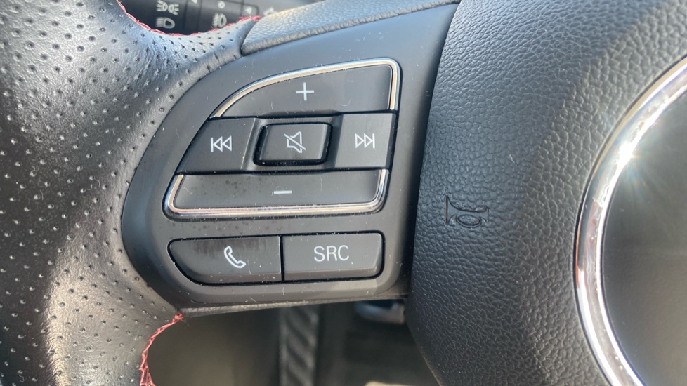 MG HS 1.5 T-GDI Excite 5dr DCT Petrol Hatchback - Image 43