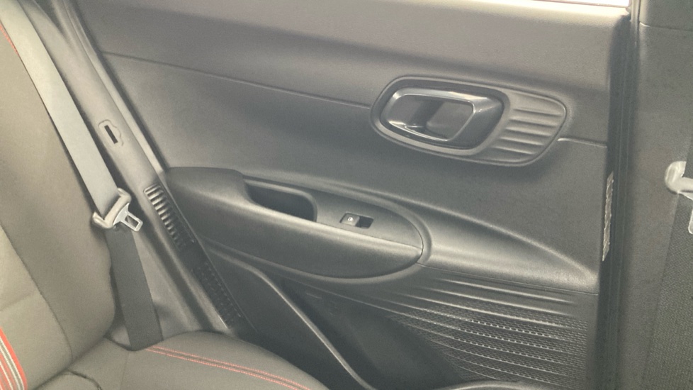 Hyundai i20 1.0T GDi 48V MHD 120 N Line 5dr DCT Petrol Hatchback - Image 39