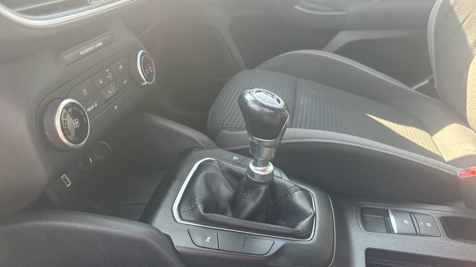Ford Focus 1.5 EcoBlue 120 Zetec Edition 5dr Diesel Hatchback - Image 13
