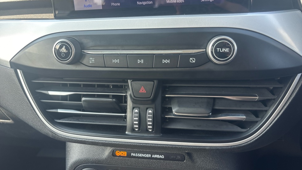 Ford Focus 1.5 EcoBlue 120 Zetec Edition 5dr Diesel Hatchback - Image 40