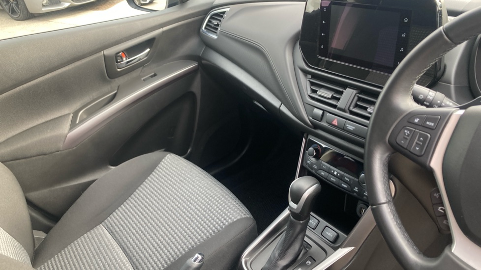 Suzuki S-Cross 1.5 Hybrid Motion 5dr AGS Hybrid Hatchback - Image 14