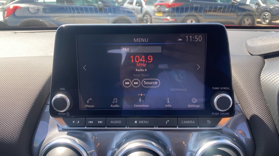 Nissan Juke 1.0 DiG-T 114 Acenta 5dr Petrol Hatchback - Image 12