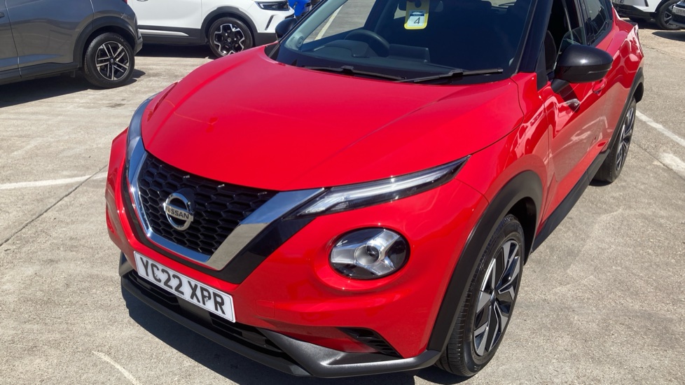 Nissan Juke 1.0 DiG-T 114 Acenta 5dr Petrol Hatchback - Image 38