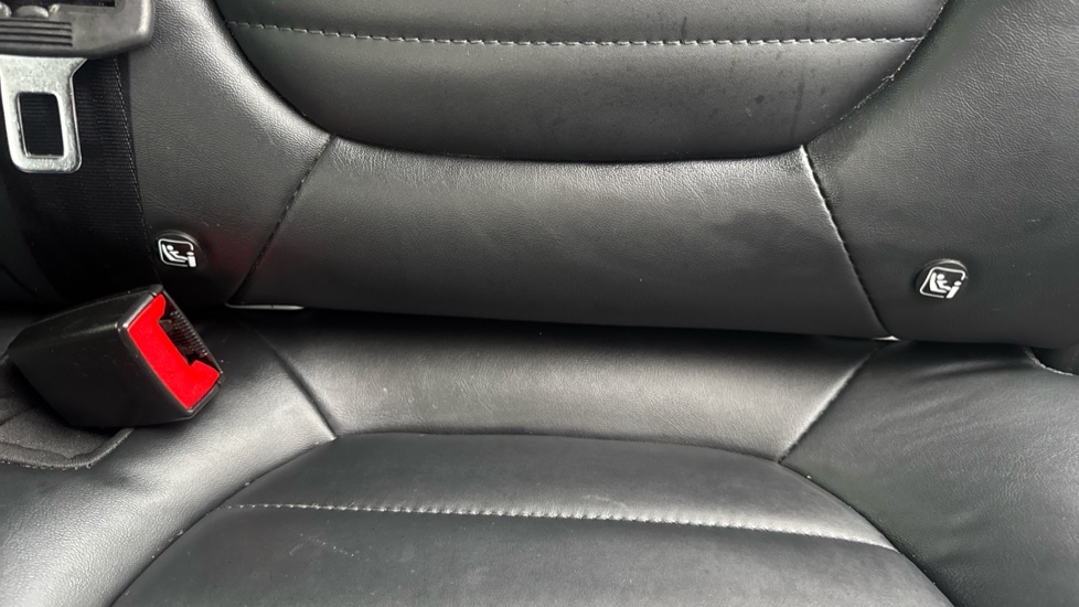 MG HS 1.5 T-GDI Trophy 5dr DCT Petrol Hatchback - Image 28