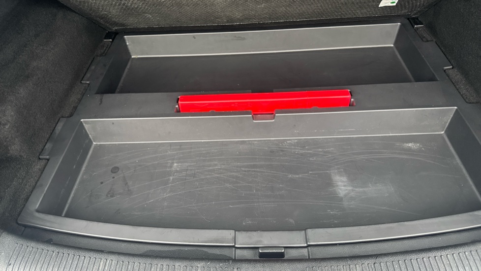 MG HS 1.5 T-GDI Trophy 5dr DCT Petrol Hatchback - Image 35