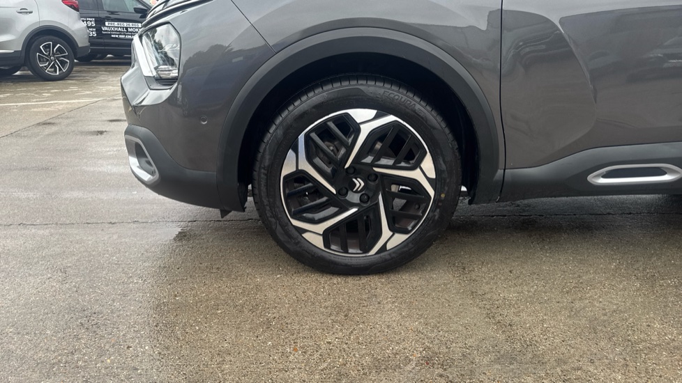 Citroen C4 1.2 PureTech [130] Shine Plus 5dr Auto Petrol Hatchback - Image 23