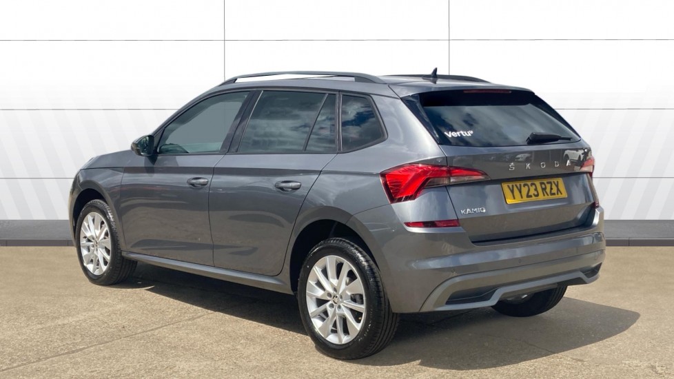 Skoda Kamiq 1.0 TSI 110 SE Drive 5dr DSG Petrol Hatchback - Image 2
