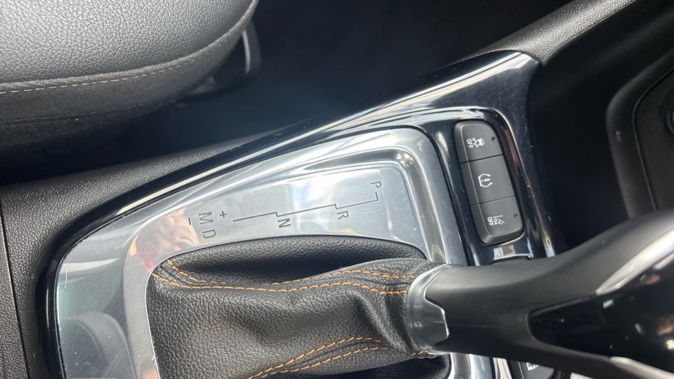 Vauxhall Crossland X 1.2T [130] Elite 5dr [Start Stop] Auto Petrol Hatchback - Image 42