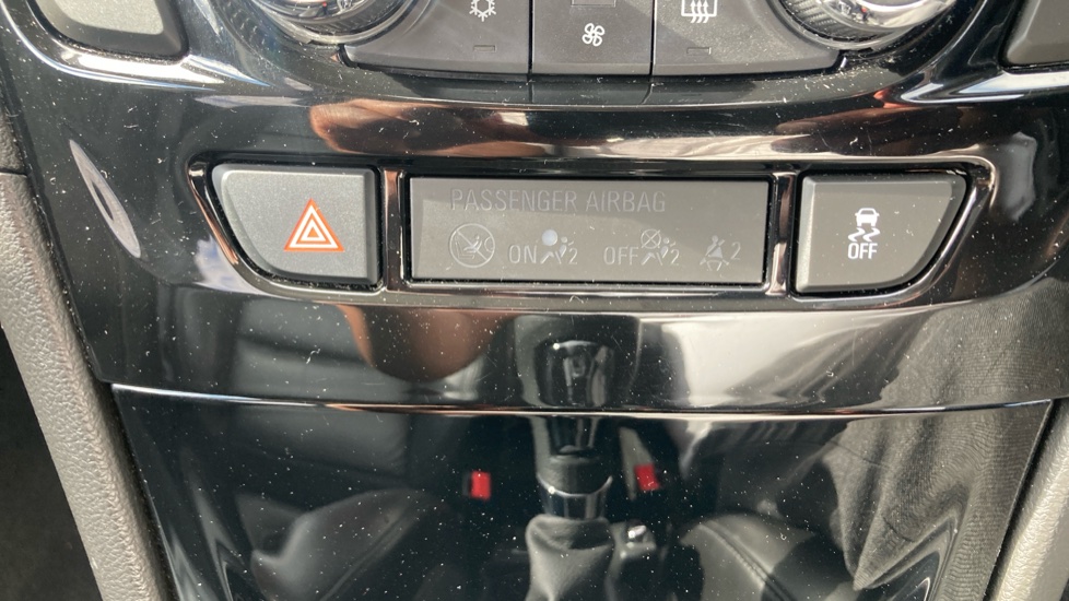 Vauxhall Mokka X 1.4T Elite 5dr Auto Petrol Hatchback - Image 26