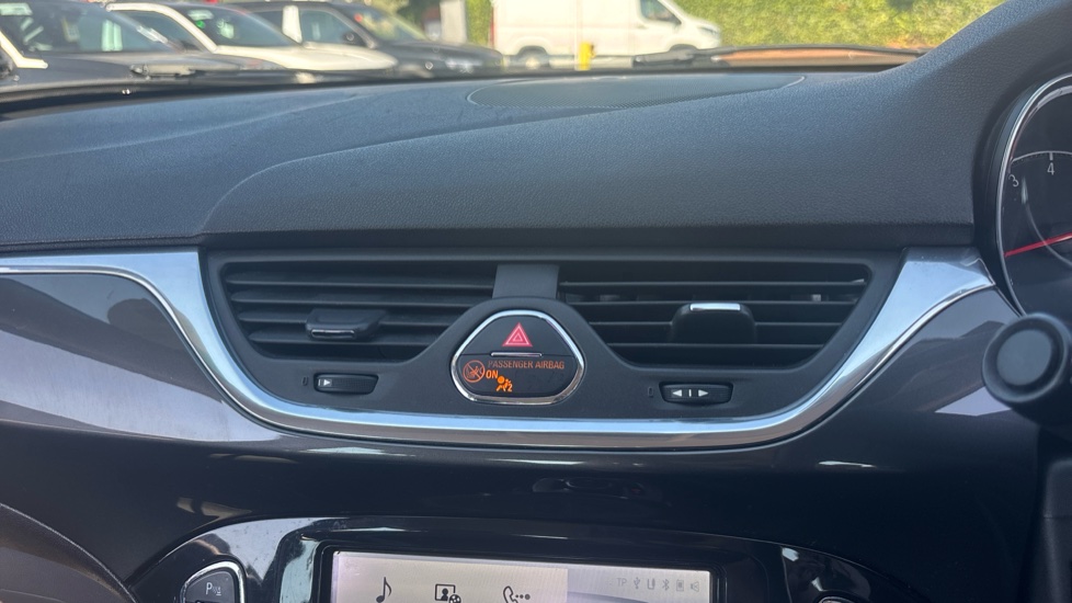 Vauxhall Corsa 1.4 SE 5dr Auto Petrol Hatchback - Image 41