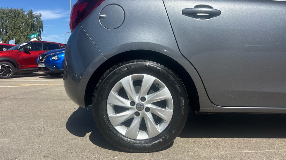 Vauxhall Corsa 1.4 Design 5dr Petrol Hatchback - Image 7