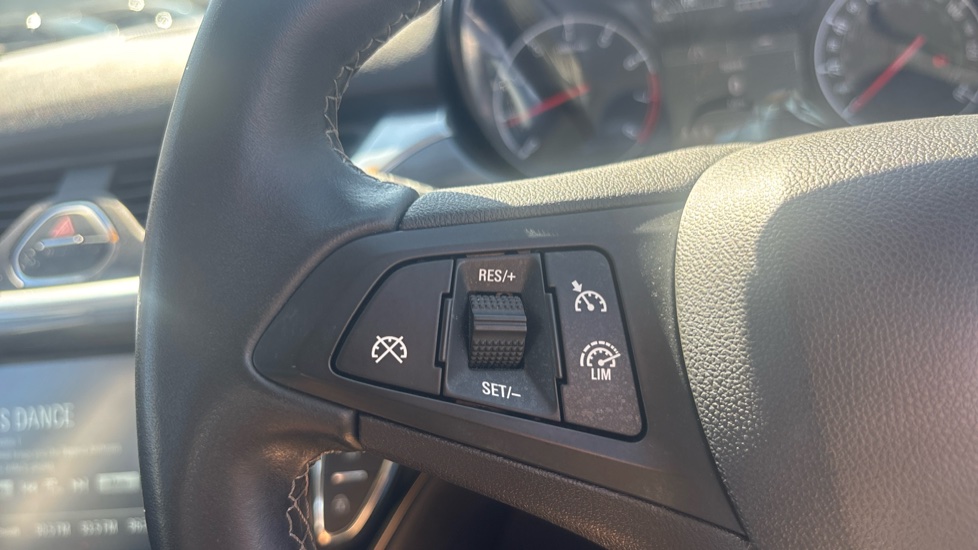 Vauxhall Corsa 1.4 Design 5dr Petrol Hatchback - Image 21