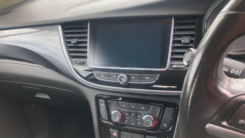 Vauxhall Mokka X 1.4T ecoTEC Design Nav 5dr Petrol Hatchback - Image 14
