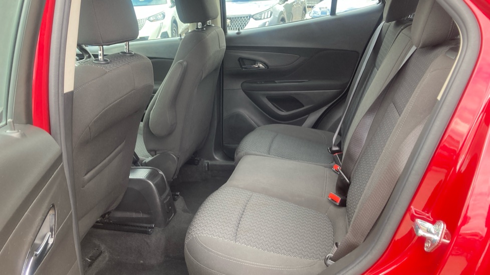 Vauxhall Mokka X 1.4T ecoTEC Design Nav 5dr Petrol Hatchback - Image 16