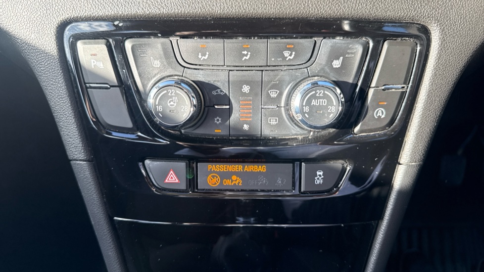 Vauxhall Mokka X 1.4T Active 5dr Petrol Hatchback - Image 27