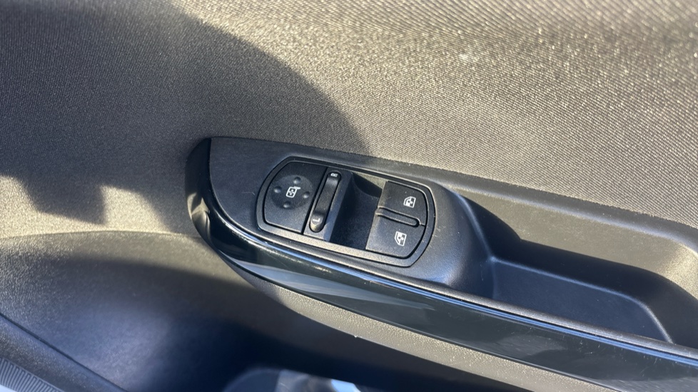 Vauxhall Corsa 1.4 [75] Energy 5dr [AC] Petrol Hatchback - Image 25