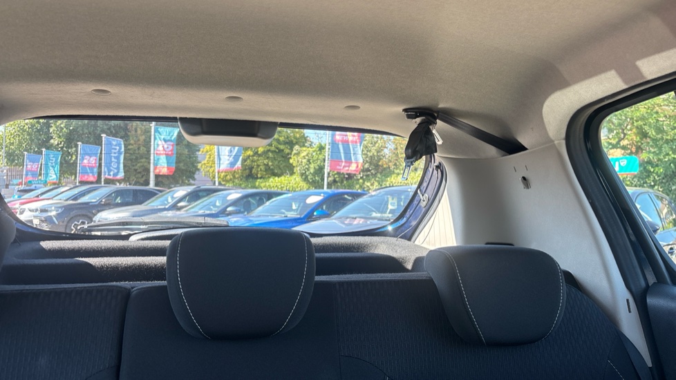 Dacia Sandero 0.9 TCe Laureate 5dr Petrol Hatchback - Image 40