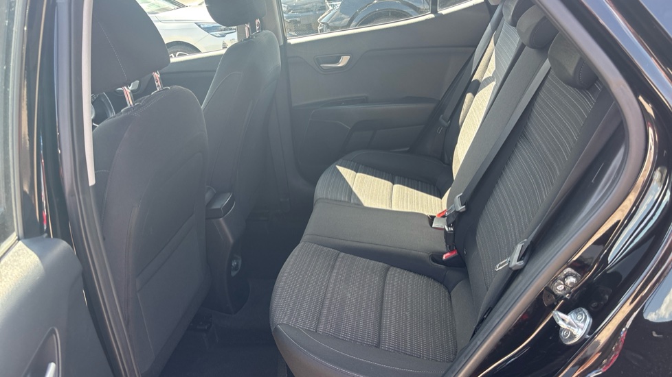 Kia Stonic 1.0T GDi 2 5dr Petrol Estate - Image 16