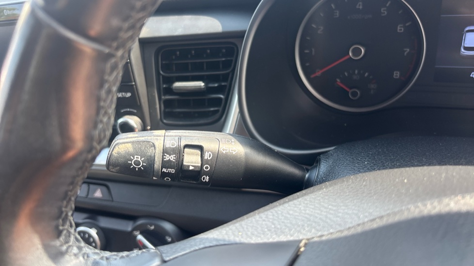Kia Stonic 1.0T GDi 2 5dr Petrol Estate - Image 28