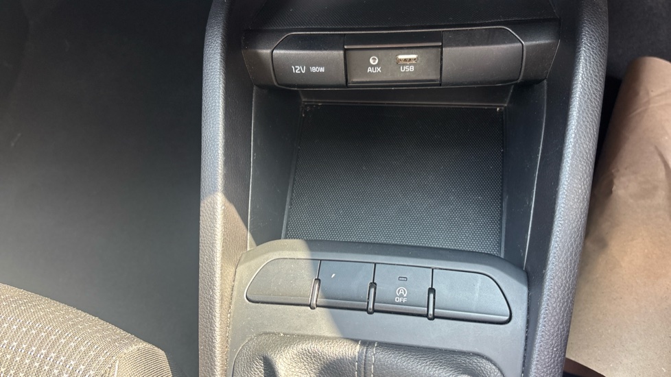 Kia Stonic 1.0T GDi 2 5dr Petrol Estate - Image 34