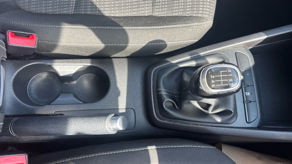 Kia Stonic 1.0T GDi 2 5dr Petrol Estate - Image 35