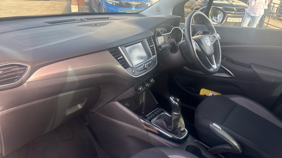 Vauxhall Crossland X 1.2T ecoTec [110] Elite 5dr [Start Stop] Petrol Hatchback - Image 9