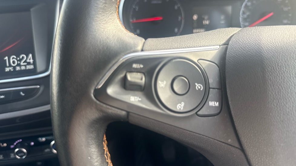Vauxhall Crossland X 1.2T ecoTec [110] Elite 5dr [Start Stop] Petrol Hatchback - Image 25