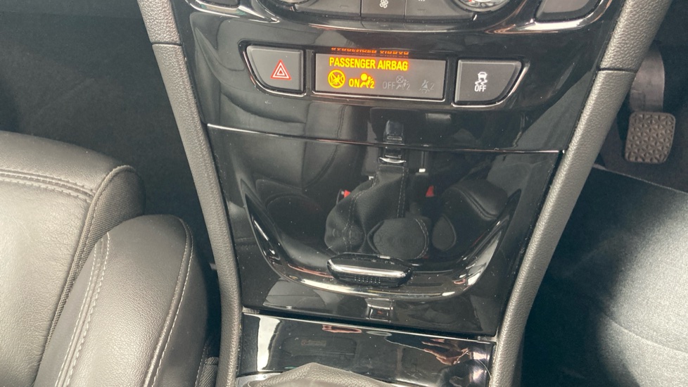 Vauxhall Mokka X 1.4T ecoTEC Elite Nav 5dr Petrol Hatchback - Image 32
