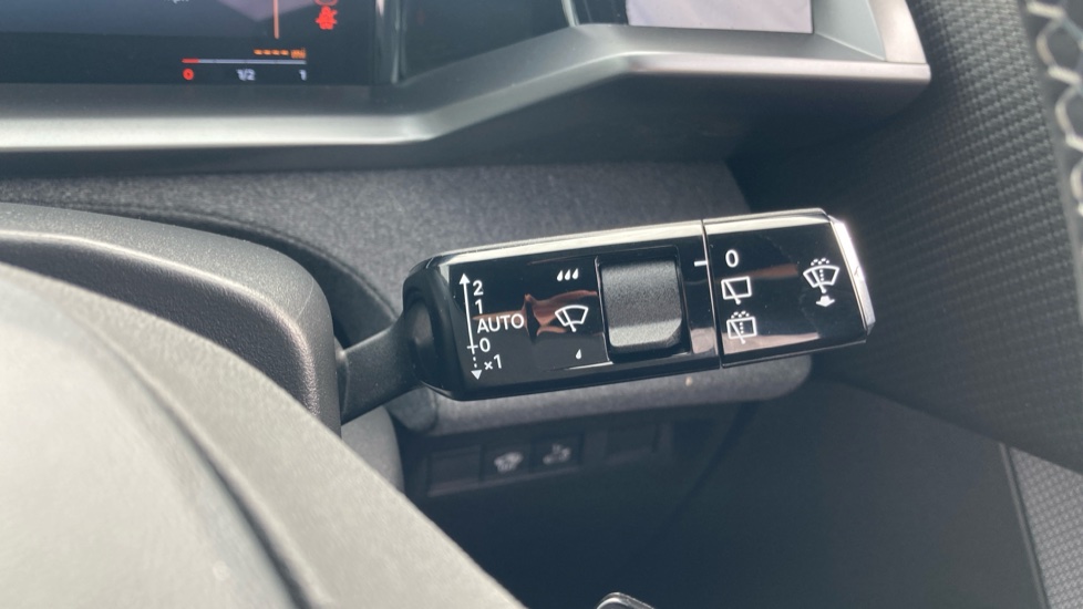 Vauxhall Grandland 1.2 Hybrid 145 Ultimate 5dr e-DCT6 [Fixed Roof] Petrol Hatchback - Image 42