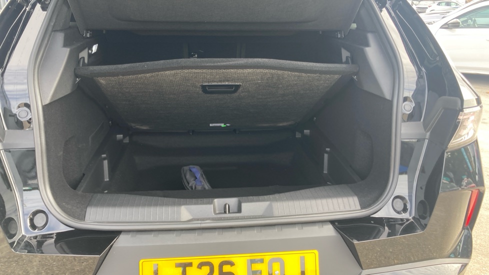 Vauxhall Grandland 1.2 Hybrid 145 Ultimate 5dr e-DCT6 [Fixed Roof] Petrol Hatchback - Image 52