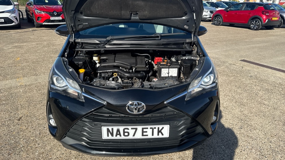 Toyota Yaris 1.0 VVT-i Icon Tech 5dr Petrol Hatchback - Image 8
