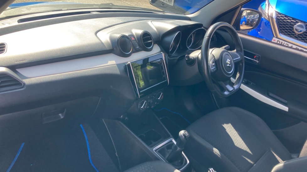 Suzuki Swift 1.0 Boosterjet SZ-T 5dr Petrol Hatchback - Image 9