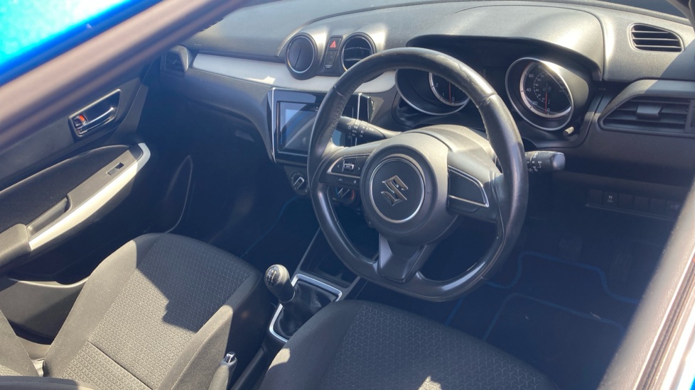 Suzuki Swift 1.0 Boosterjet SZ-T 5dr Petrol Hatchback - Image 11