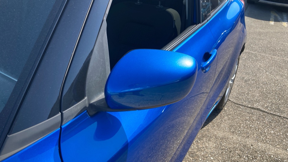 Suzuki Swift 1.0 Boosterjet SZ-T 5dr Petrol Hatchback - Image 37