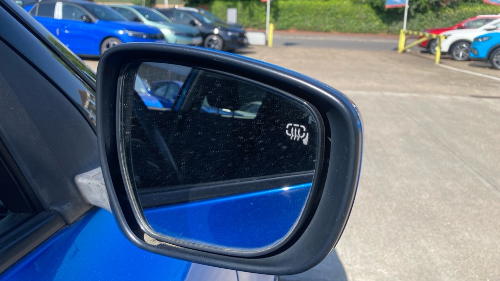Suzuki Swift 1.0 Boosterjet SZ-T 5dr Petrol Hatchback - Image 42