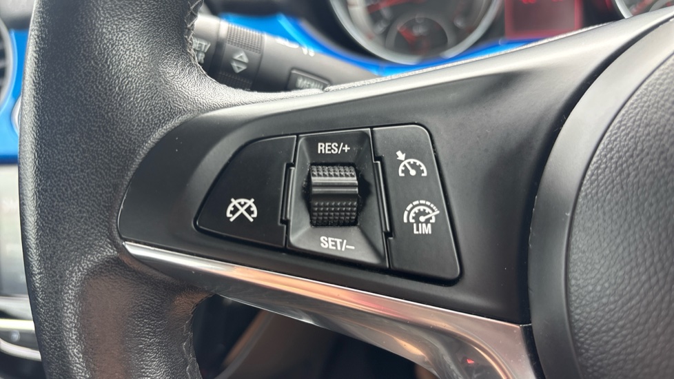 Vauxhall Adam 1.2i Energised 3dr Petrol Hatchback - Image 26