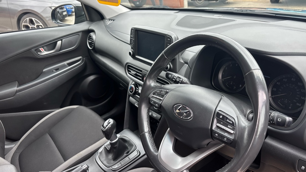 Hyundai KONA 1.0T GDi Blue Drive Premium 5dr Petrol Hatchback - Image 11