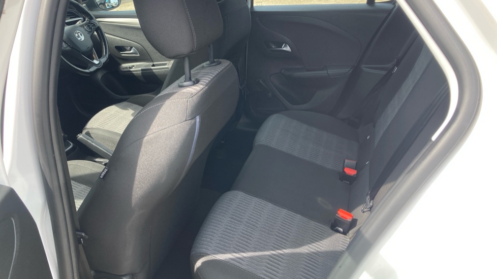 Vauxhall Corsa 1.2 SE 5dr Petrol Hatchback - Image 16